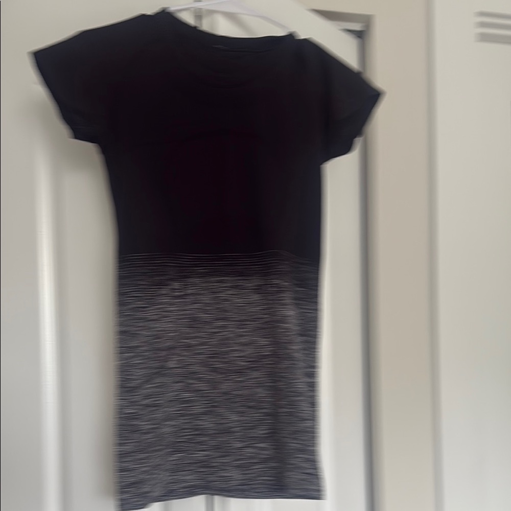 Lululemon Athletica Black and Gray Women's Top